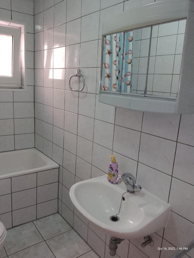 Apartman Tomic - Copacabana Beach Okrug Gornji Eksteriør bilde
