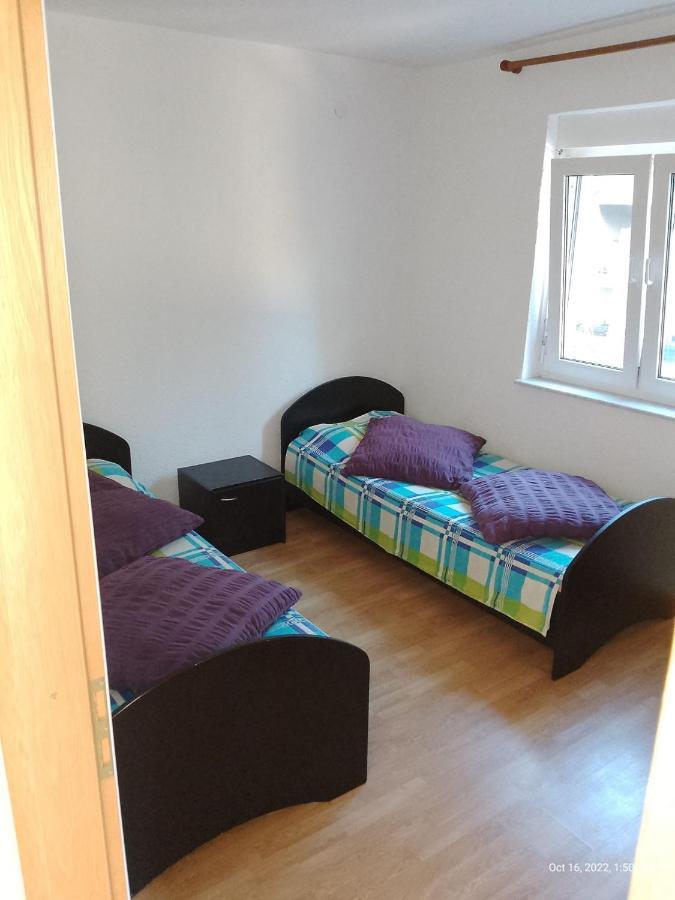 Apartman Tomic - Copacabana Beach Okrug Gornji Eksteriør bilde